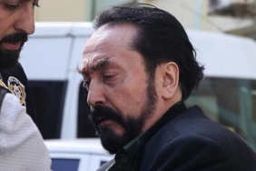 Adnan Oktar ‘kadın avukat’ istemiş!