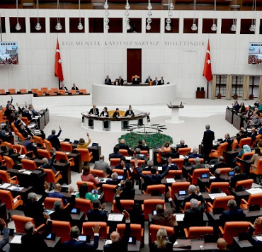 TBMM Genel Kurulu’nda ‘8’inci Yargı Paketi’ kabul edildi